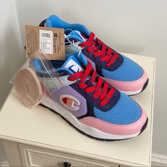 Champion Shoes - Champion Women’s Eighteen SP Block Sneakers